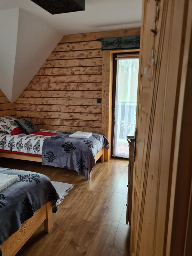 Domek U Jarzabkow Ciche  المظهر الخارجي الصورة